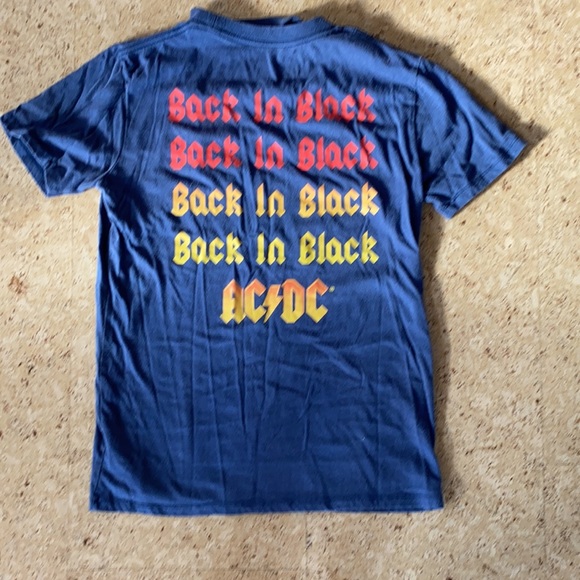 AC/DC shirt - Picture 5 of 5